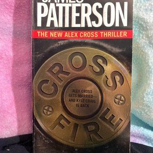 Cross Fire by James Patterson Paperback